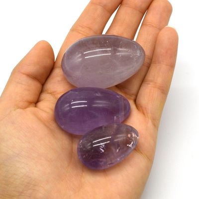 OEM aceita ovos de Yoni esculpidos para exercício vaginal ovos de jade de ametista natural perfurado