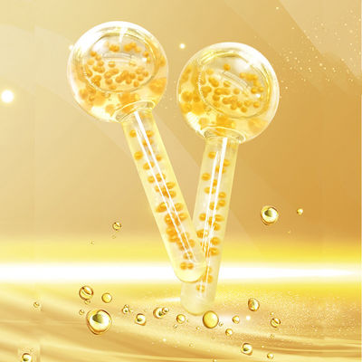 Experimente a sensação refrescante dos globos de resfriamento e da essência de caviar para massagem facial