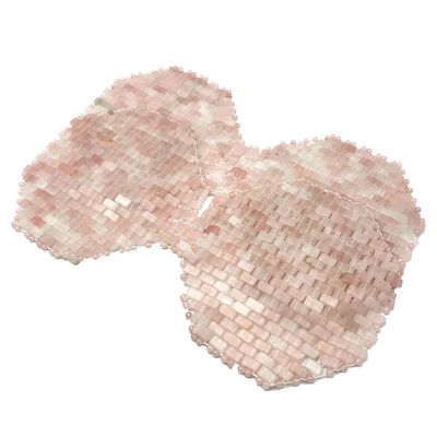 Experimente os poderes curativos do quartzo rosa com esta máscara de massagem corporal