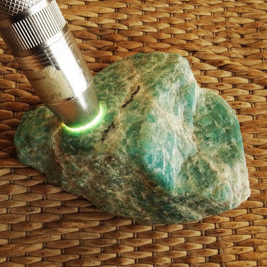 Técnica esculpida Tipo de gelo Pedra cristalina Tianhe Natural Ornamentos de pedra crua para arte Colecionável