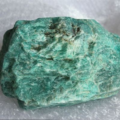 Técnica esculpida Tipo de gelo Pedra cristalina Tianhe Natural Ornamentos de pedra crua para arte Colecionável