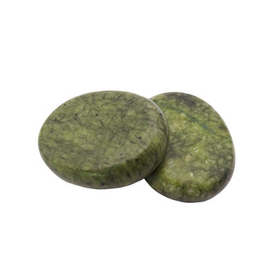 Pedras quentes curativas de jade Xiuyan para massagem profissional e relaxamento no spa.