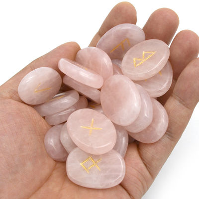 Pedra caída em forma de rosa Quartz Pedra de adivinhação Pedra preciosa Pedras rúnicas com tema de fada