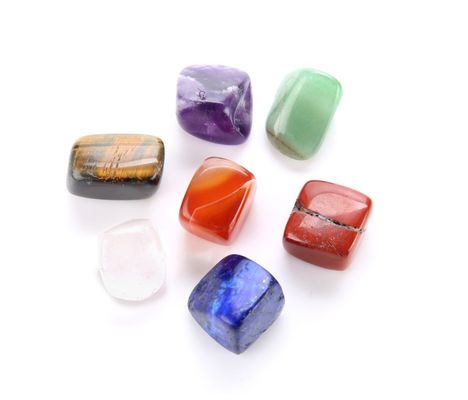 2023 Pedra de Cura Natural de Cristal Gravura Chakra Conjuntos com Estilo Religioso Índia Característica Regional