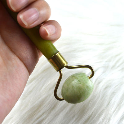 Logotipo personalizado Disponível 100% natural Xiuyan Jade Face Guasha Roller Jade Verde Facial Gua Sha Massager Stone Skin Care
