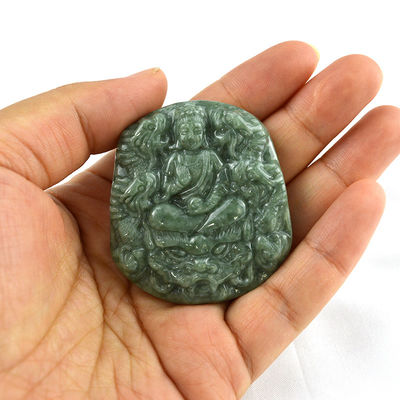 Jade Esmeralda Imortal Bodhisattva Dragon Pendant Necklace Ornamentos Figura tradicional chinesa com característica regional