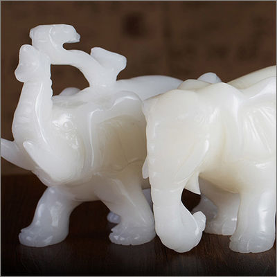 Características regionais África Estátua de elefante de jade de Feng Shui branco para amantes de animais