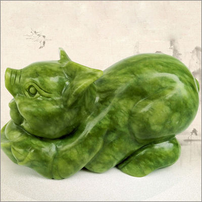 Jade auspicioso Feng Shui porco escultura natural porco estátua animais para harmonia e equilíbrio