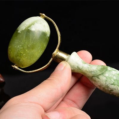 Rolamento Facial de Jade Xiuyan Verde Gua Sha Roller de Massagem de Jade Metal Soldado para Ferramentas de Beleza Massagista Facial