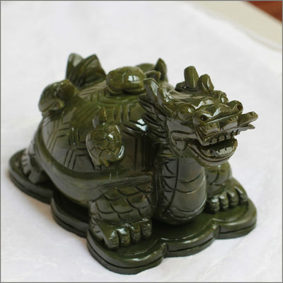 Característica regional Estatua de tartaruga-dragão de pedra verde de jade com aceitação OEM ODM