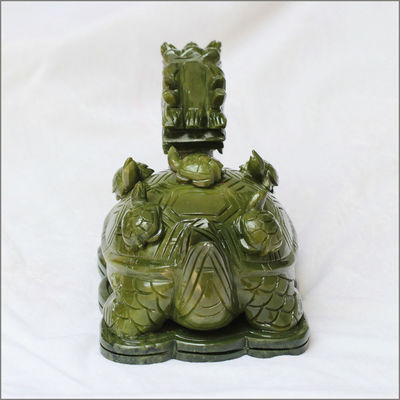 Característica regional Estatua de tartaruga-dragão de pedra verde de jade com aceitação OEM ODM