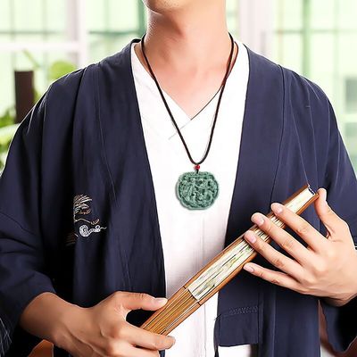 Temática de amor Pendente de colar de jadeite natural em estilo Feng Shui com dragão auspicioso e fênix