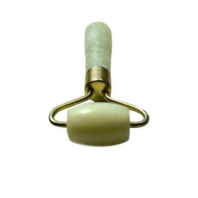 Mini-Roller de Pedra de Jade Prateado para Olhos e Rosto Massagem Anti-Envelhecimento Natural Roller de Jade Verde Massagista Facial 110 * 55mm