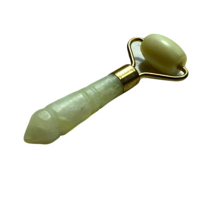 Mini-Roller de Pedra de Jade Prateado para Olhos e Rosto Massagem Anti-Envelhecimento Natural Roller de Jade Verde Massagista Facial 110 * 55mm