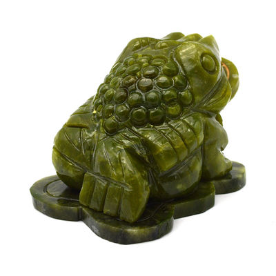 Escultura de sapo de jade verde que atrai riqueza para o sucesso financeiro no Fengshui