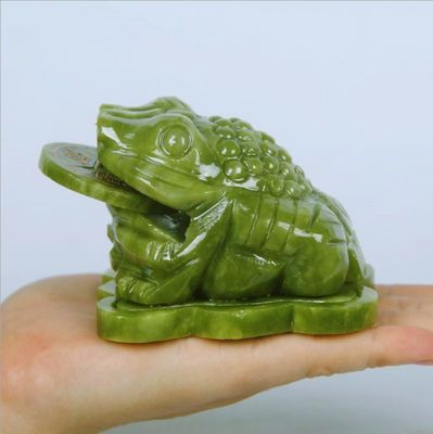 Decoração do painel do carro OEM ODM Jade verde natural Sapo Fengshui Sapo Dinheiro Gravura para Sapo da Riqueza de Três Pernas