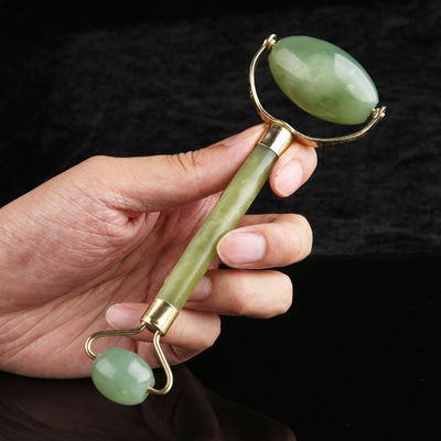 Massagem Jade Gua Sha Roller de gelo para o rosto Pedra Natural Xiuyan Jade Guasha Roller