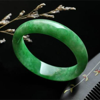 Pedras de cristal personalizadas Esmeraldas geladas Esmeralda verde de jade Pulseira OEM ODM aceito