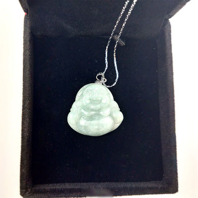 Características regionais Jadeite Jade Pendente Estátua de Buda Colar de estilo tradicional chinês