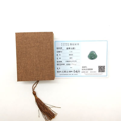 Características regionais Jadeite polida Jade Buda Pendente Colar com Certificado