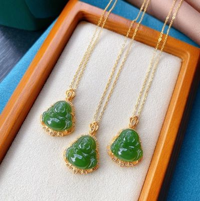 925 Prata incrustada Nefrita Verde Jade Rindo Buda Colar Pendente com Pedras de Cristal e Dimensão Pequena