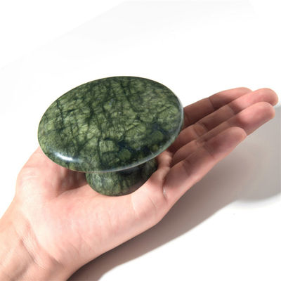 DisponívelD verde escuro Xiuyan Jade Fungo Gua Sha Ferramenta para a cura do corpo e terapia energética