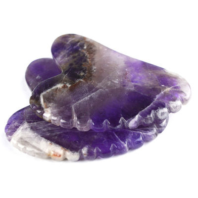 2024 ferramentas de massagem de tendência forma de coração natural ametista gua sha com dentes logotipo personalizado guasha corpo auto cuidados da pele