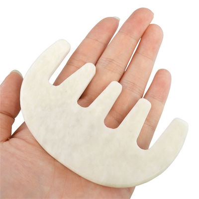 Massagista de Head Spa Chinês Natural Branco Xiuyan Jade Gua Sha Peito de raspagem para 2024 Ferramentas de massagem de tendência