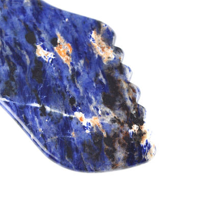 2024 Tendência Lip Shape Blue Sodalite Stone Gua Sha Scraping Massager para a beleza da pele do rosto dentro do equipamento de massagem corporal