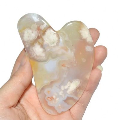 Flor de cereja Ágata Forma de coração Gua Sha Tabela Massagem de cuidados com a pele Ferramenta para fisioterapia infravermelha