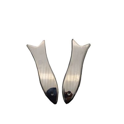 Tabela de Guasha de aço inoxidável em forma de peixe Ferramenta de massagem tradicional de Guasha de metal para cuidados de saúde do rosto e do corpo