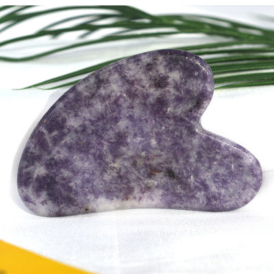 Equipamento de massagem corporal Forma de coração natural Pedra roxa Gua Sha Tabela de raspagem para relaxamento muscular e Spa de saúde da pele