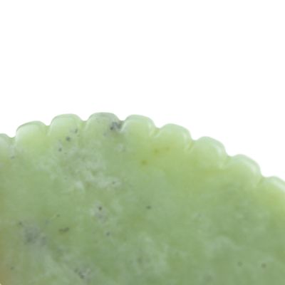 Experimente os benefícios da massagem de corpo inteiro com a ferramenta de raspagem de pedra natural e a marca privada Xiuyan Jade Green Guasha