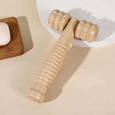 Logotipo personalizado DisponívelD madeira marrom Double Roller Massage Stick para auto-cuidado da saúde e tratamento manual Guasha corpo