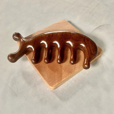 Equipamento de massagem da cabeça 2023 Sandalia natural Gua Sha Scalp Massage Comb ferramenta de massagem de madeira Guasha para cuidados com o cabelo e relaxamento da cabeça