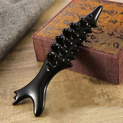 Massagista cerâmico Guasha em forma de peixe OEM/ODM Aceito para relaxamento muscular do rosto olhos pescoço e redução de rugas