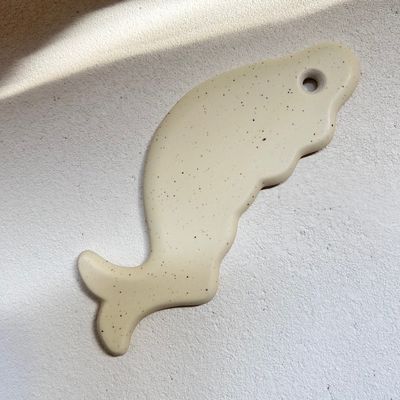 Eficaz Forma de Peixe Massagem Cerâmica Gua Sha ferramenta de raspagem para massagista facial