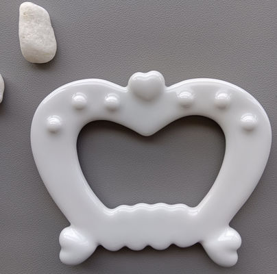 Experimente os benefícios do logotipo personalizado de cerâmica Gua Sha Stone para massagem muscular