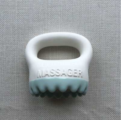 Equipamento de massagem corporal 2024 Brinco de massagem Gua Sha de cerâmica branca para escovação do couro cabeludo Terapia da cabeça do pente e ferramenta de beleza facial