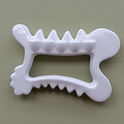 Ferramentas de massagem de logotipo personalizado Ferramenta de raspagem de Gua Sha em cerâmica microcristalina para relaxar corpo e rosto