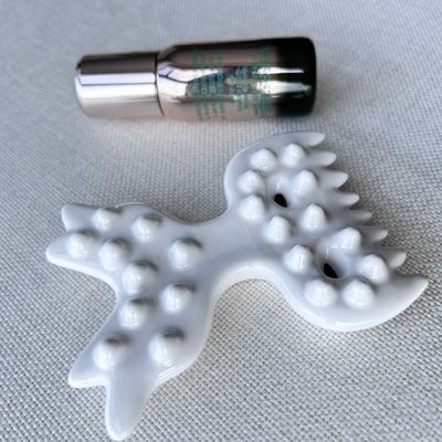 Ferramenta de massagem corporal Gua Sha de cerâmica branca Escrava Guasha Pedra para auto-cuidado da pele Spa Todo o corpo Relaxe Massagista de beleza