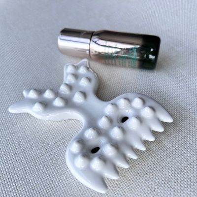 Ferramenta de massagem corporal Gua Sha de cerâmica branca Escrava Guasha Pedra para auto-cuidado da pele Spa Todo o corpo Relaxe Massagista de beleza