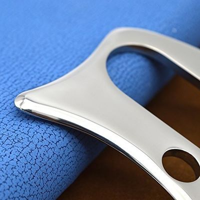 100*80*4,5mm MASSAGE Guasha de aço inoxidável ferramentas de massagem de raspagem Iastm Metal Gua Sha para reduzir rugas mais recente design