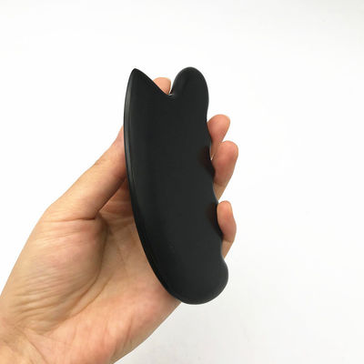 OEM ODM Natural Black Therapy Bian Stone Guasha Ferramentas de Escrava Massagem Gua Sha Para Corpo 11,5*6*0,8cm