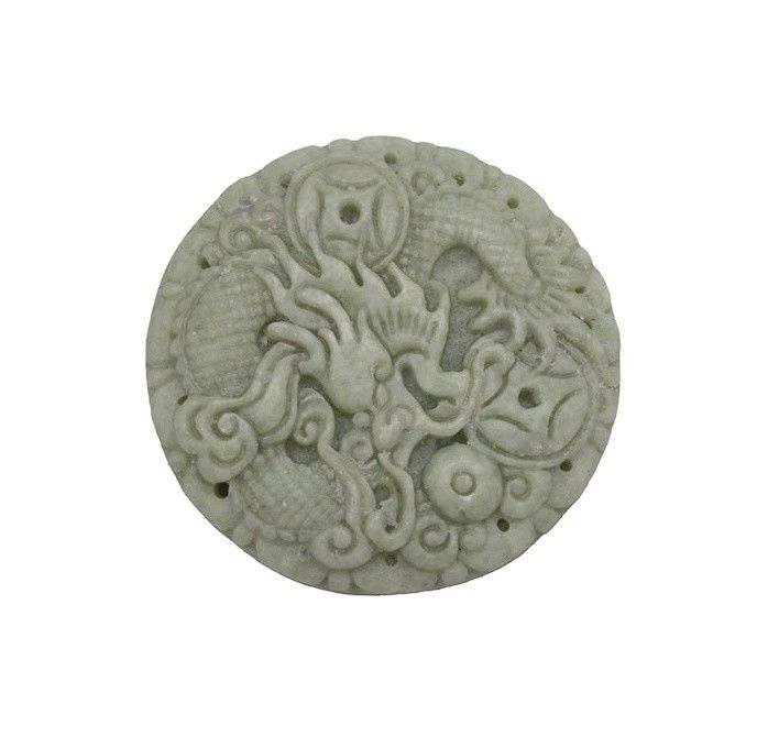 Estilo tradicional chinês Redondo Birmânia Esmeralda Jadeita Jadeita Pedra Dragão Pendente Encanto Natural Pendentes para Homens e Mulheres
