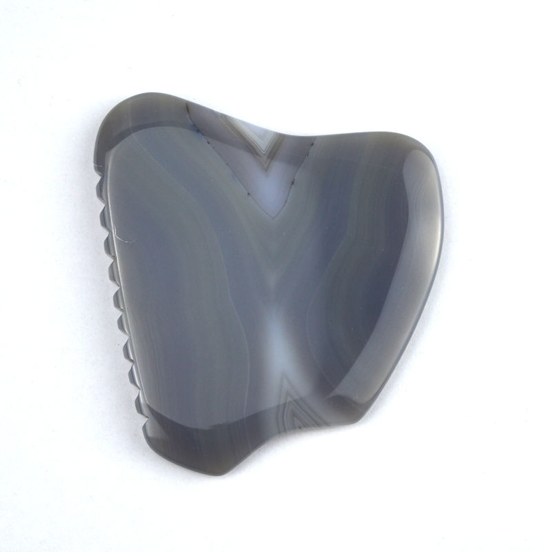 Ferramenta de terapia de massagem de raspagem personalizada 83g Agate grisalho listrado jade Gua Sha pedra para rosto e corpo